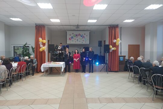 BAL KARNAWAŁOWY SENIORÓW 1